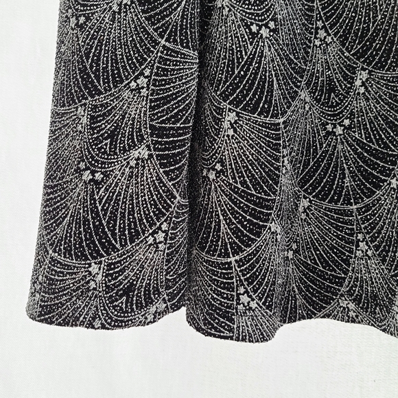 Divided H&M Short Sparkle Skirt, Concert, Festival, Dance Size Medium - Picture 2 of 5